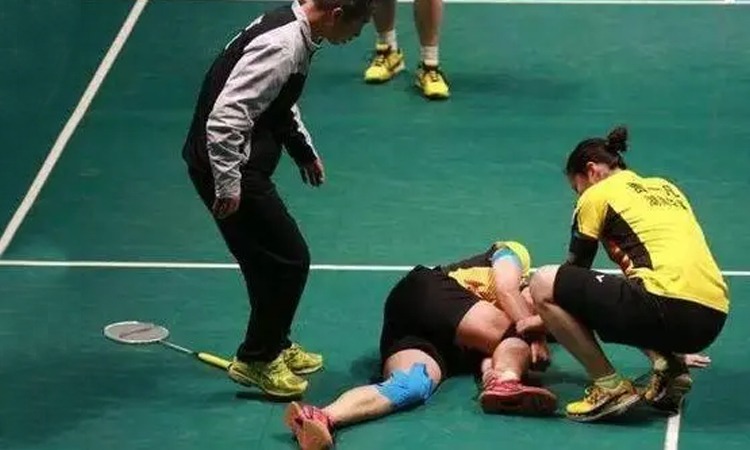 分析：利拉德的缺席如何影响雄鹿队进入季后赛的机会？